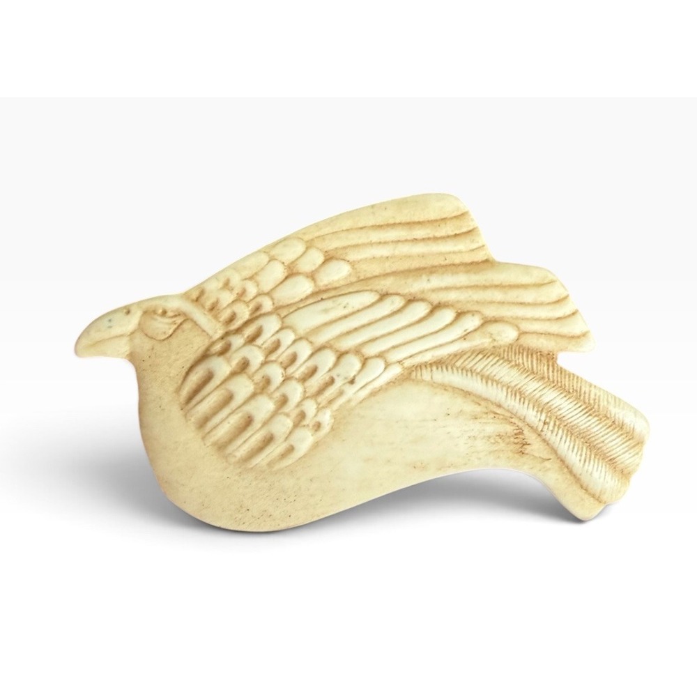 Laurel Burch Snow Bird Dove Resin Brooch Pin Carved Bone Look